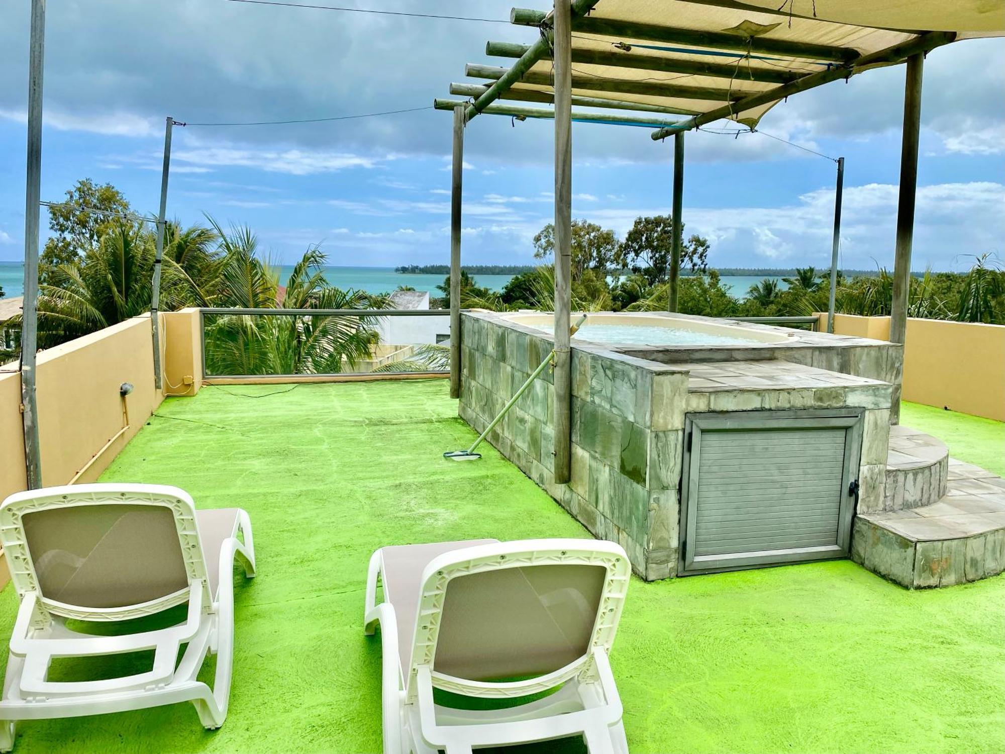 Luxe Exotica Apartments Ла Гулет Екстериор снимка