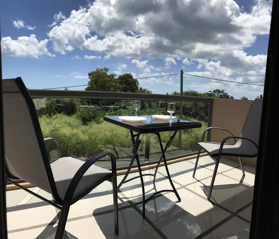 Luxe Exotica Apartments Ла Гулет Екстериор снимка