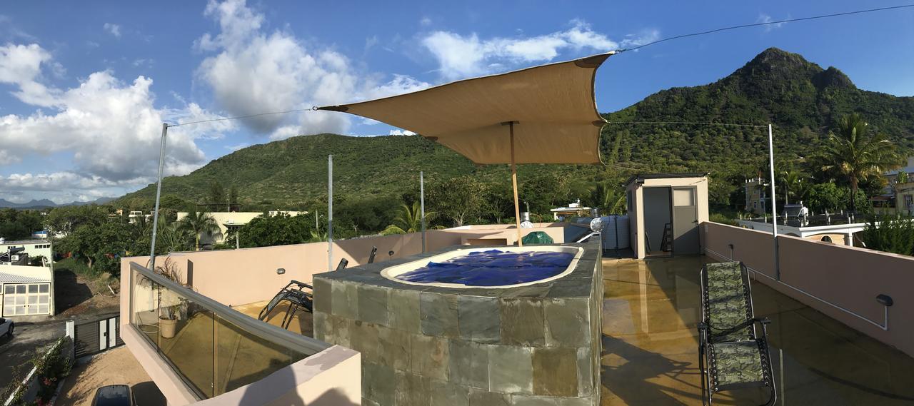 Luxe Exotica Apartments Ла Гулет Екстериор снимка